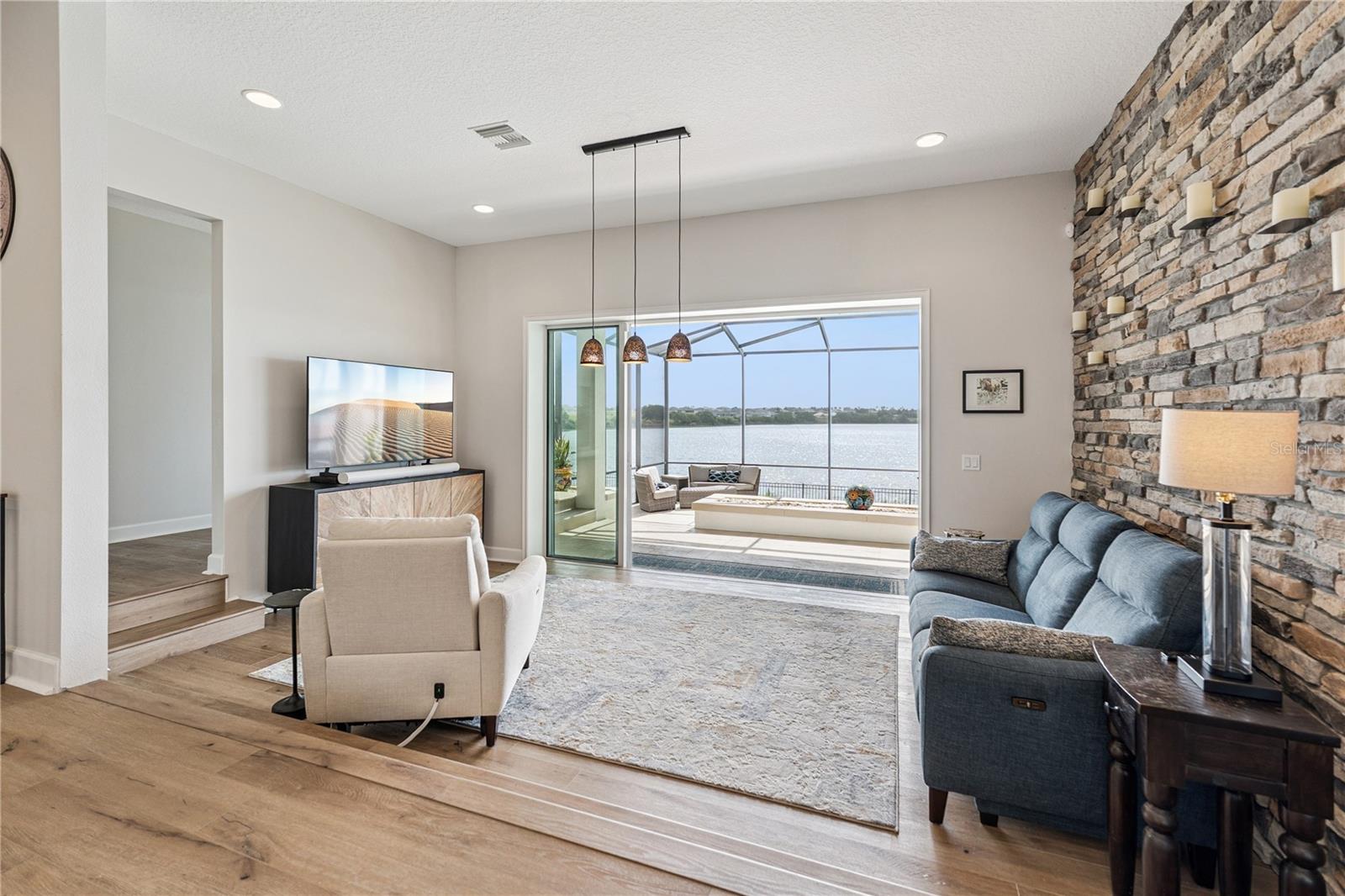 Image 7 of 34 For 5935 Old Berkley Road