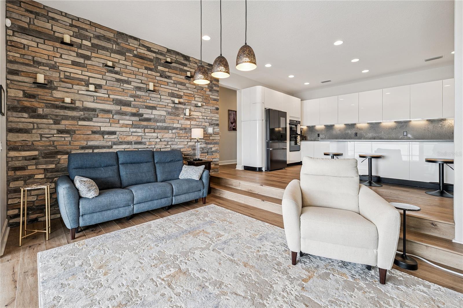 Image 8 of 34 For 5935 Old Berkley Road