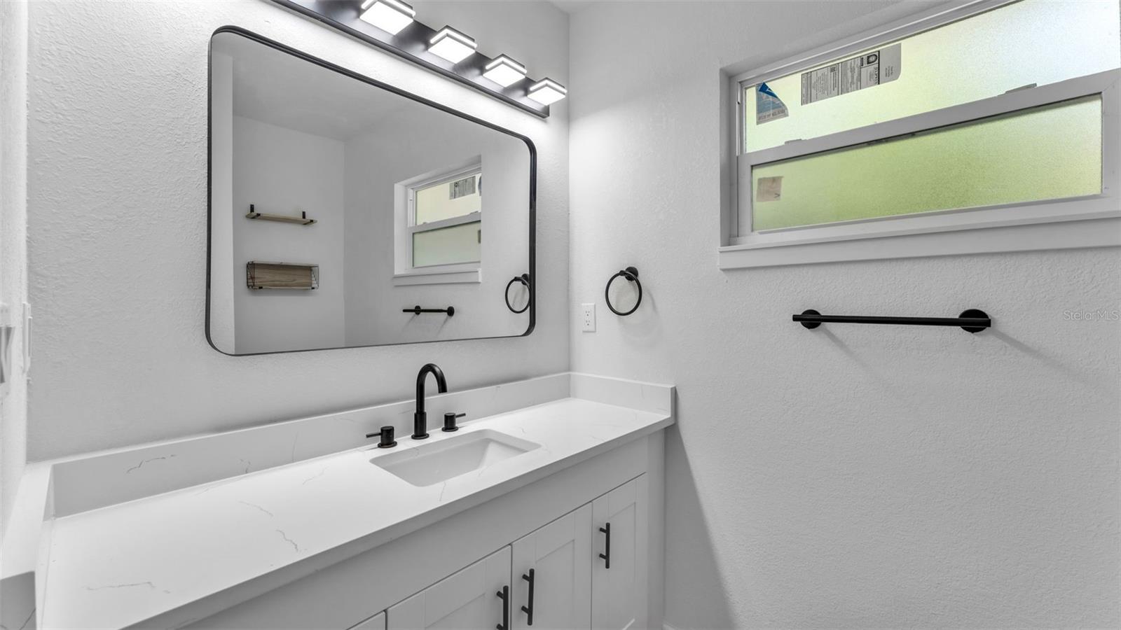 Image 11 of 18 For 34753 Gardenia Way