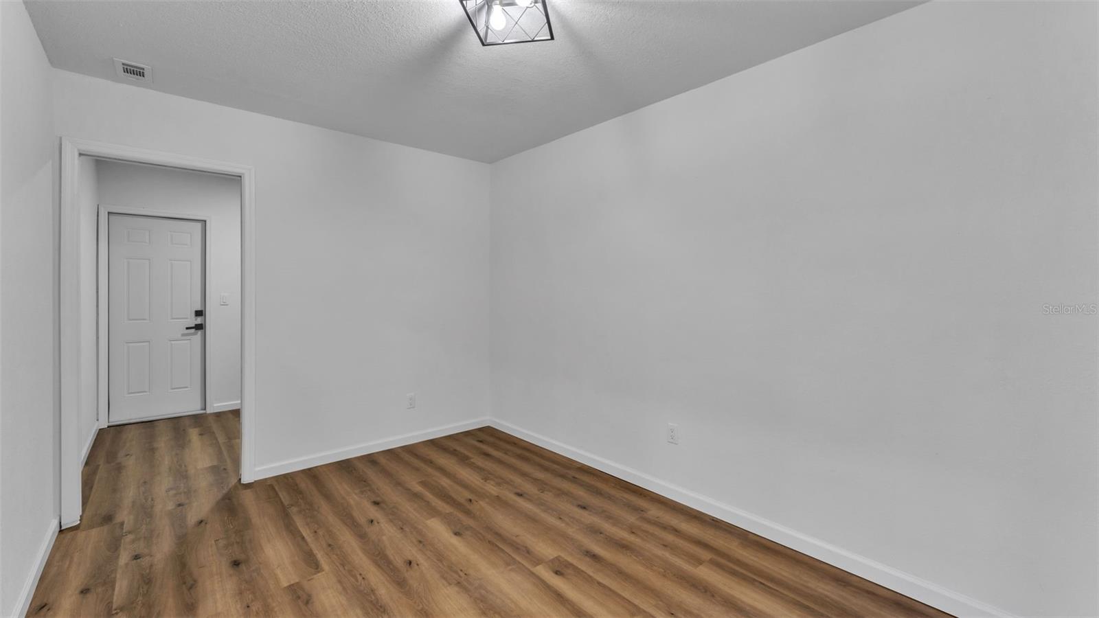 Image 5 of 18 For 34753 Gardenia Way