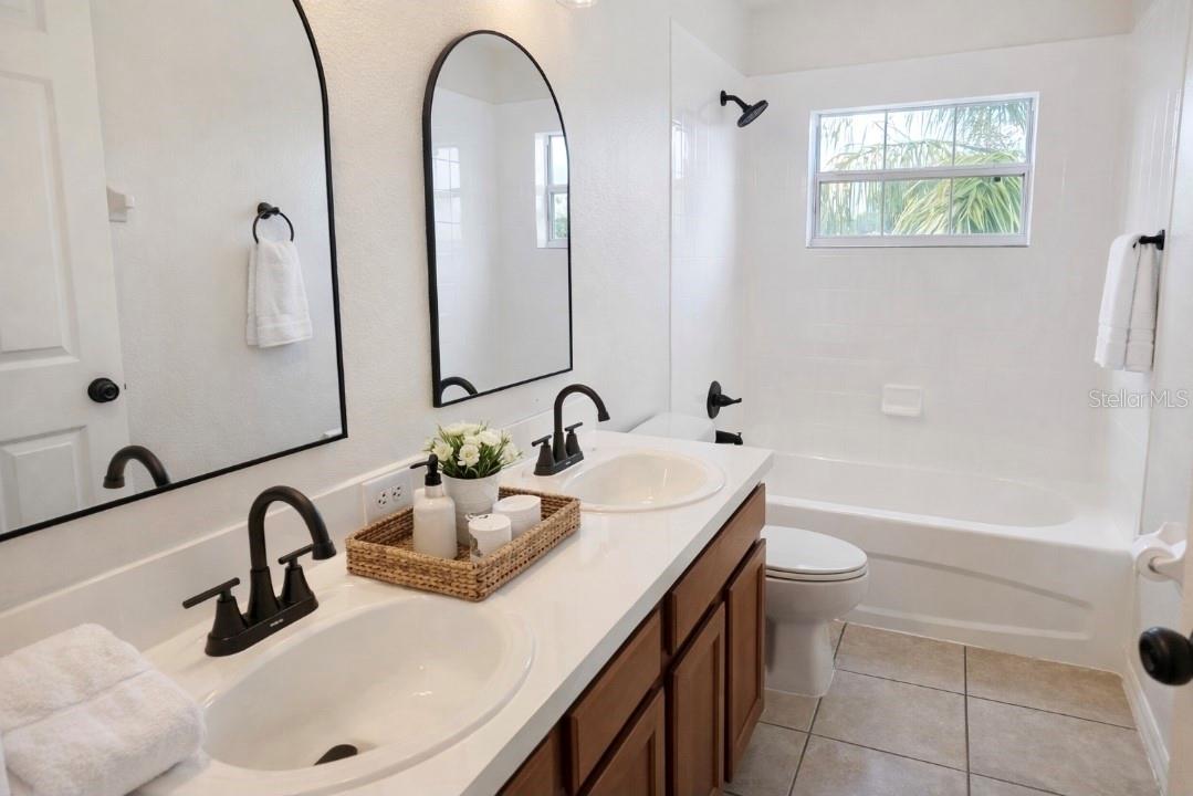 Image 16 of 19 For 1911 Wind Meadows Drive