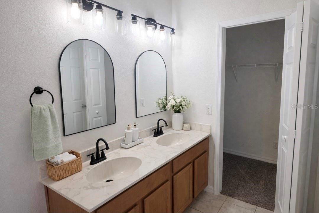 Image 8 of 19 For 1911 Wind Meadows Drive