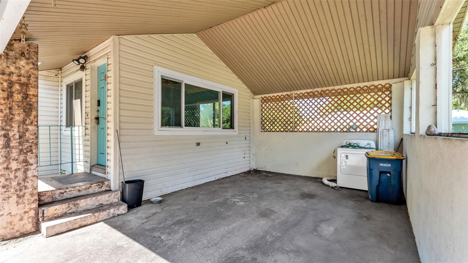 Image 2 of 36 For 860 Lusk Place