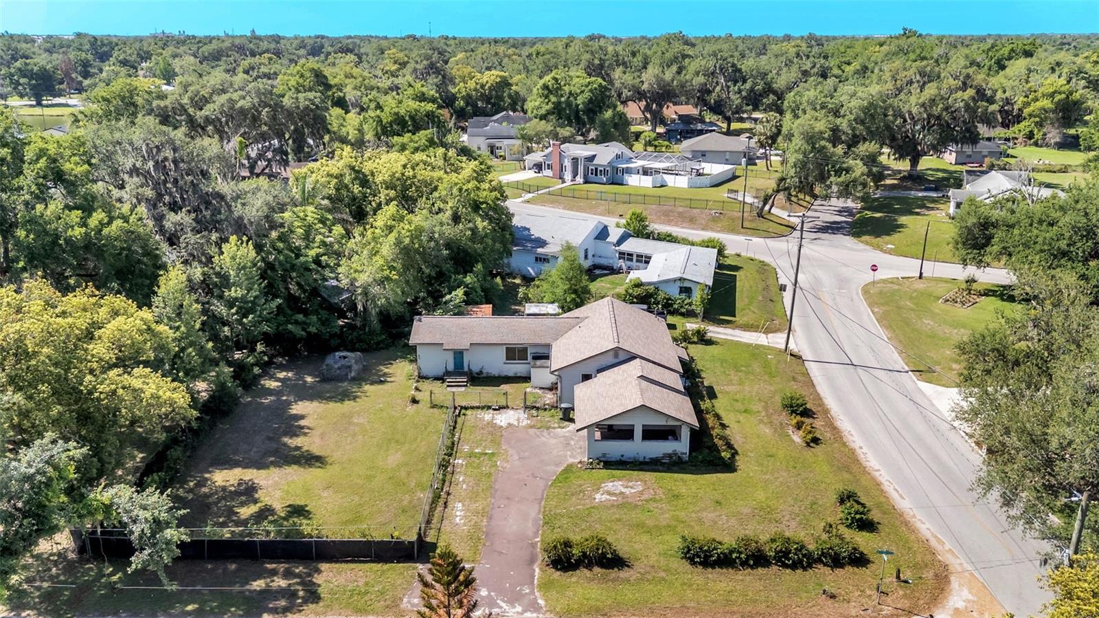 Image 36 of 36 For 860 Lusk Place