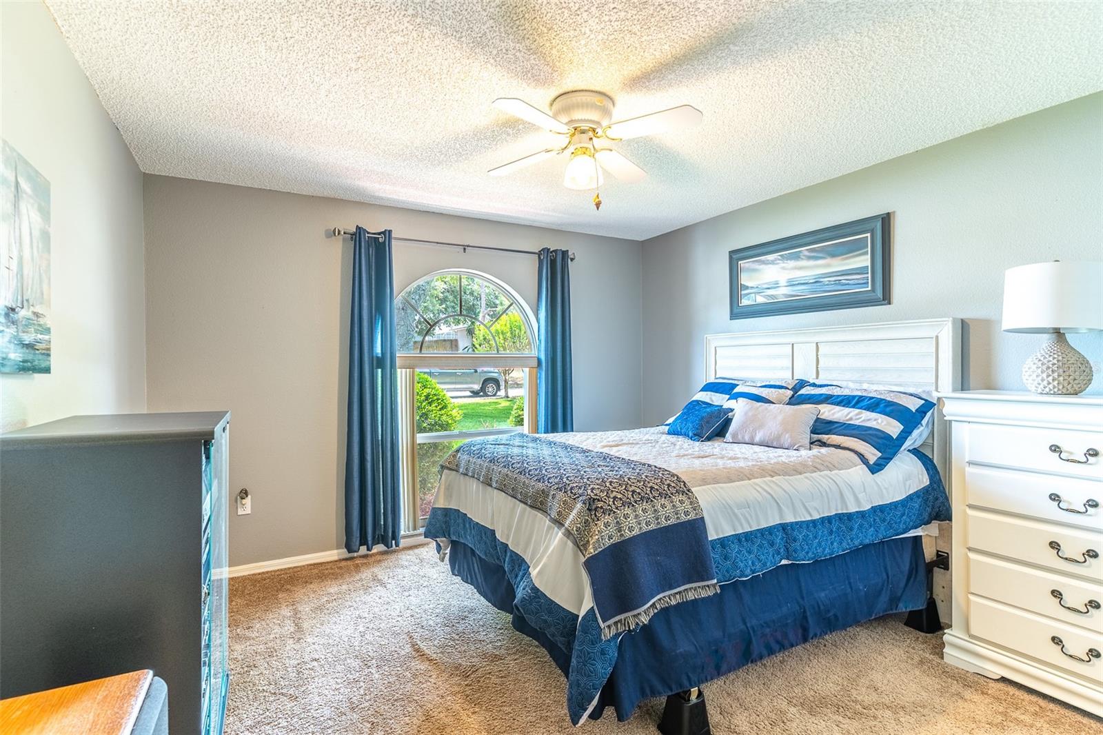 Image 14 of 55 For 744 Cedar Knoll Drive N
