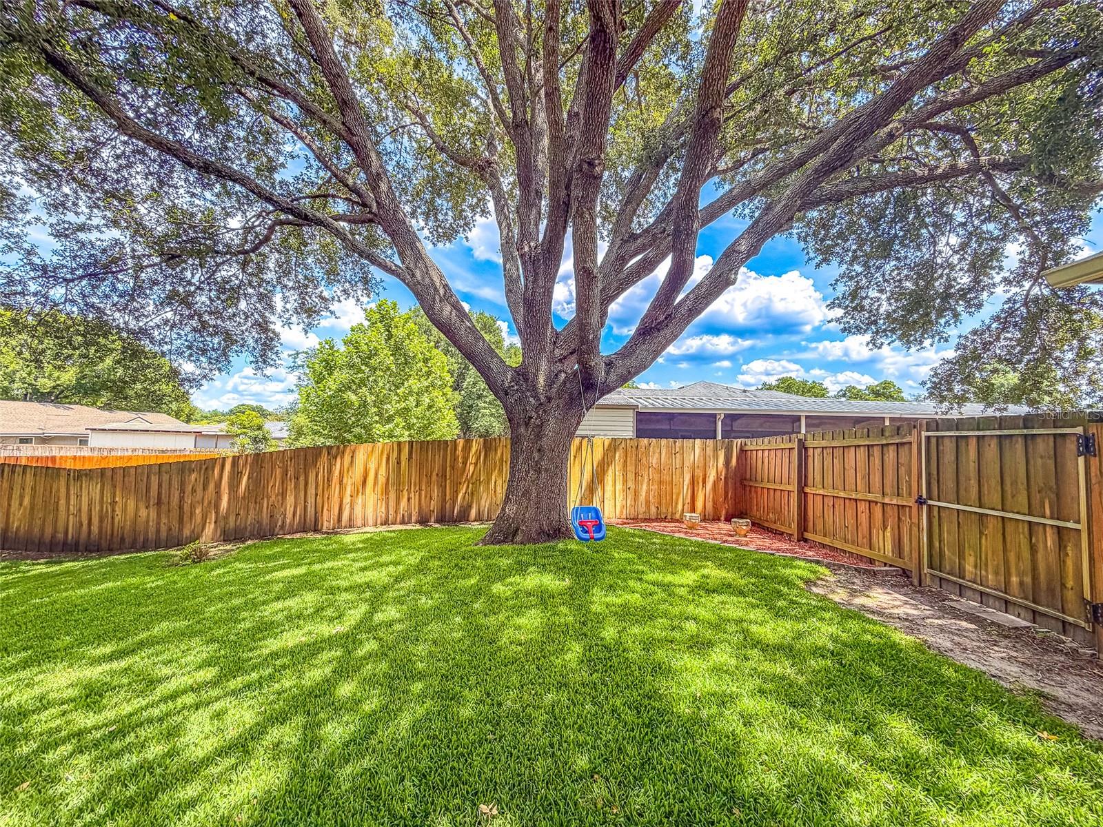 Image 32 of 55 For 744 Cedar Knoll Drive N