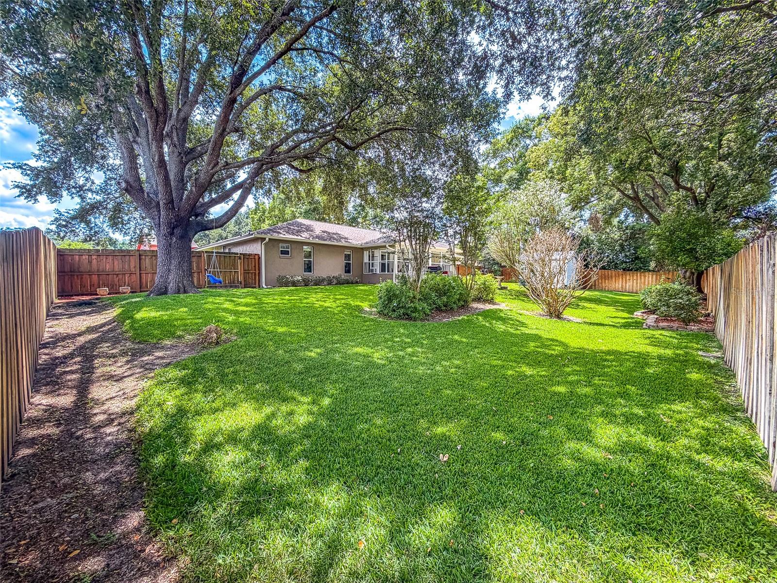 Image 33 of 55 For 744 Cedar Knoll Drive N