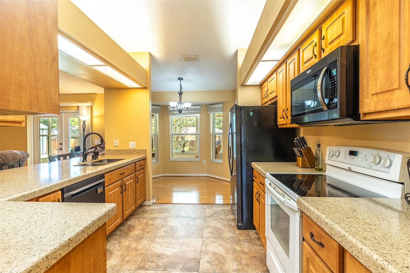Image 5 of 55 For 744 Cedar Knoll Drive N