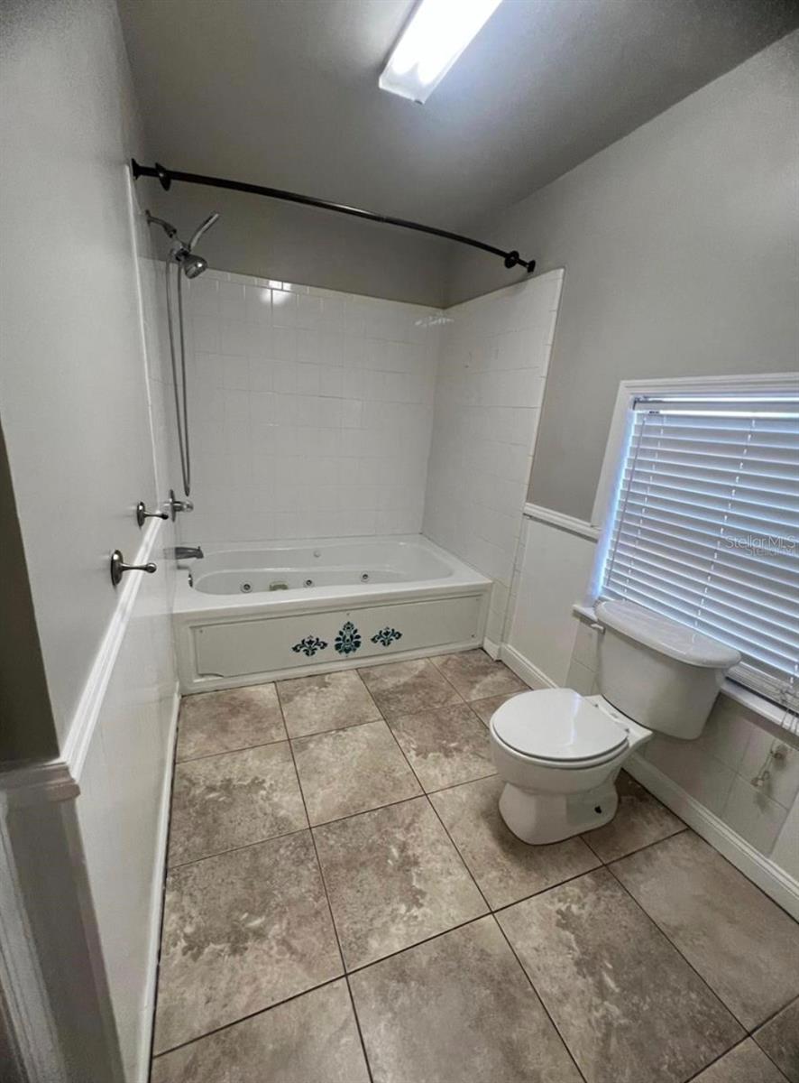 Image 11 of 17 For 3225 Cleveland Heights Boulevard