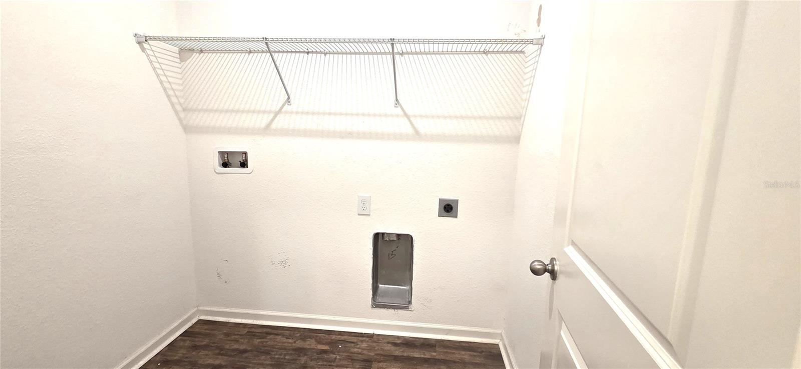 Image 13 of 29 For 355 Eaglecrest Drive