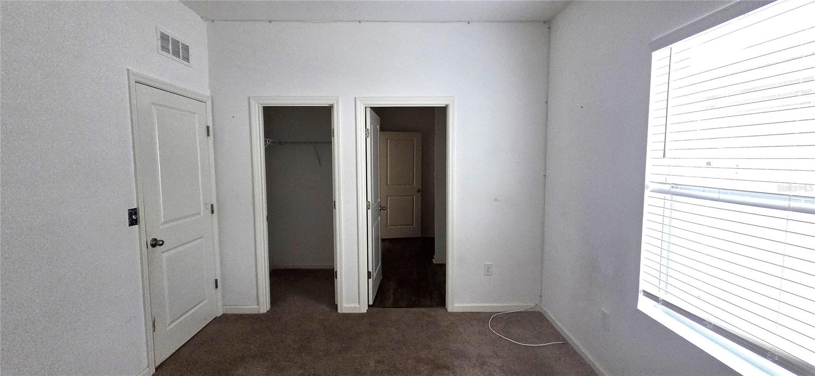 Image 15 of 29 For 355 Eaglecrest Drive