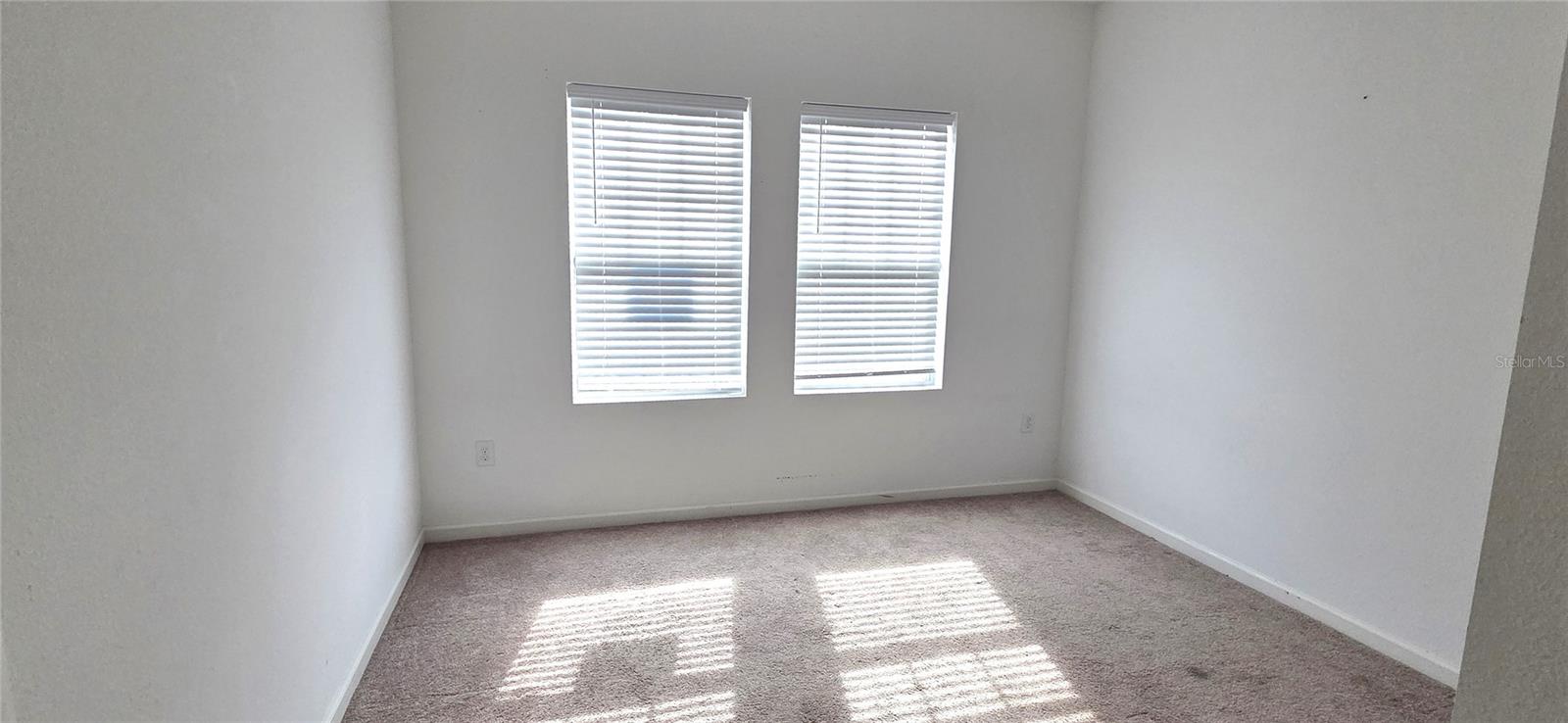 Image 18 of 29 For 355 Eaglecrest Drive