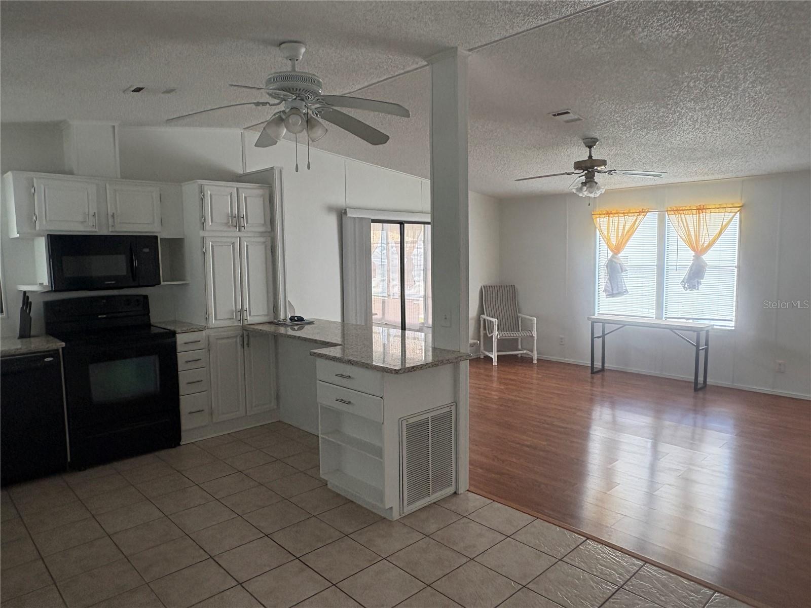 Image 6 of 19 For 2132 Sabal Palm