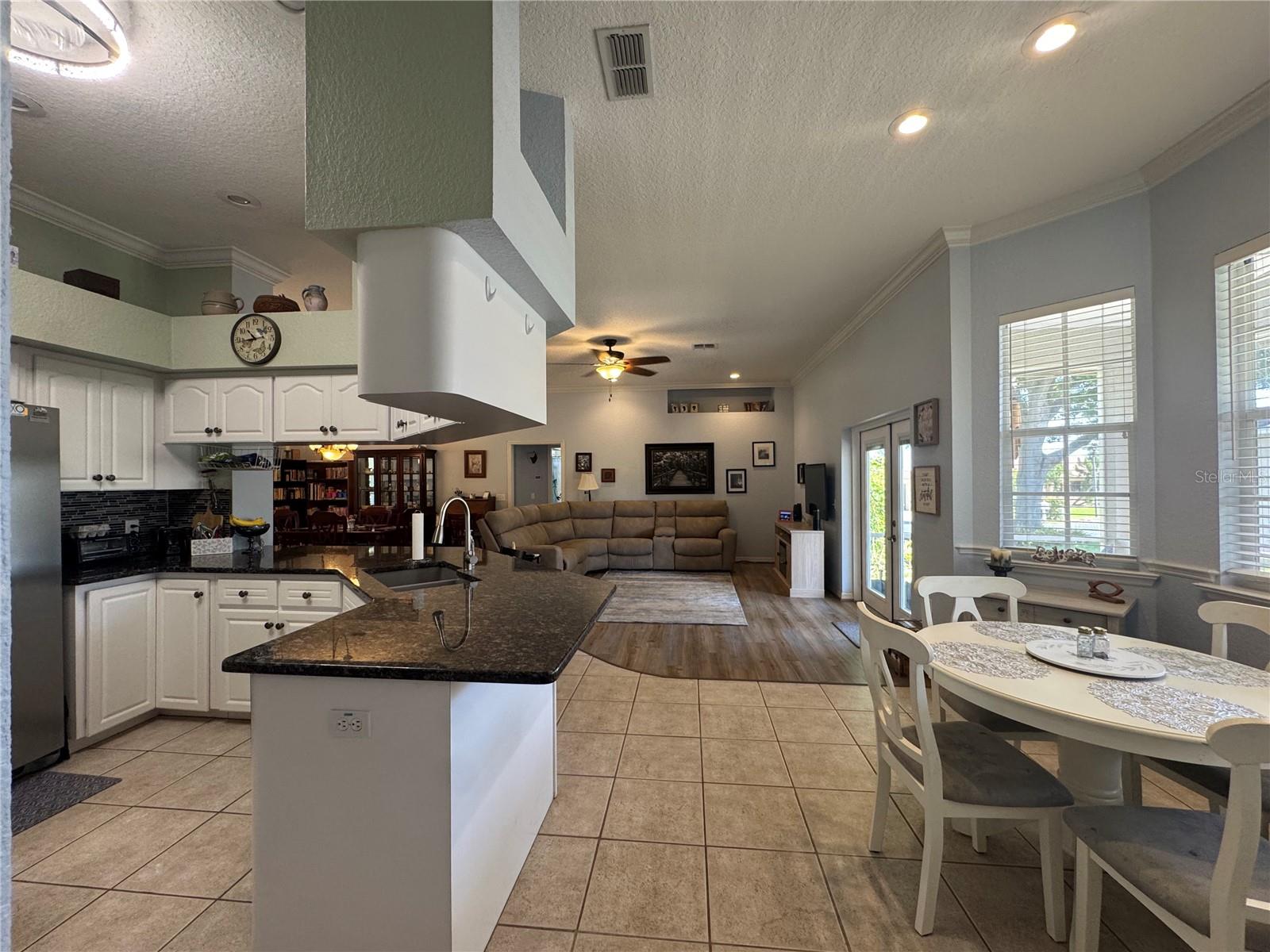 Image 15 of 47 For 226 Hill Court