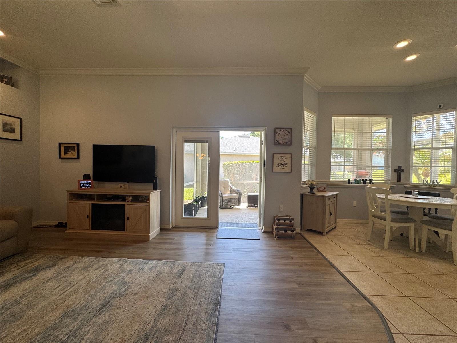 Image 16 of 47 For 226 Hill Court