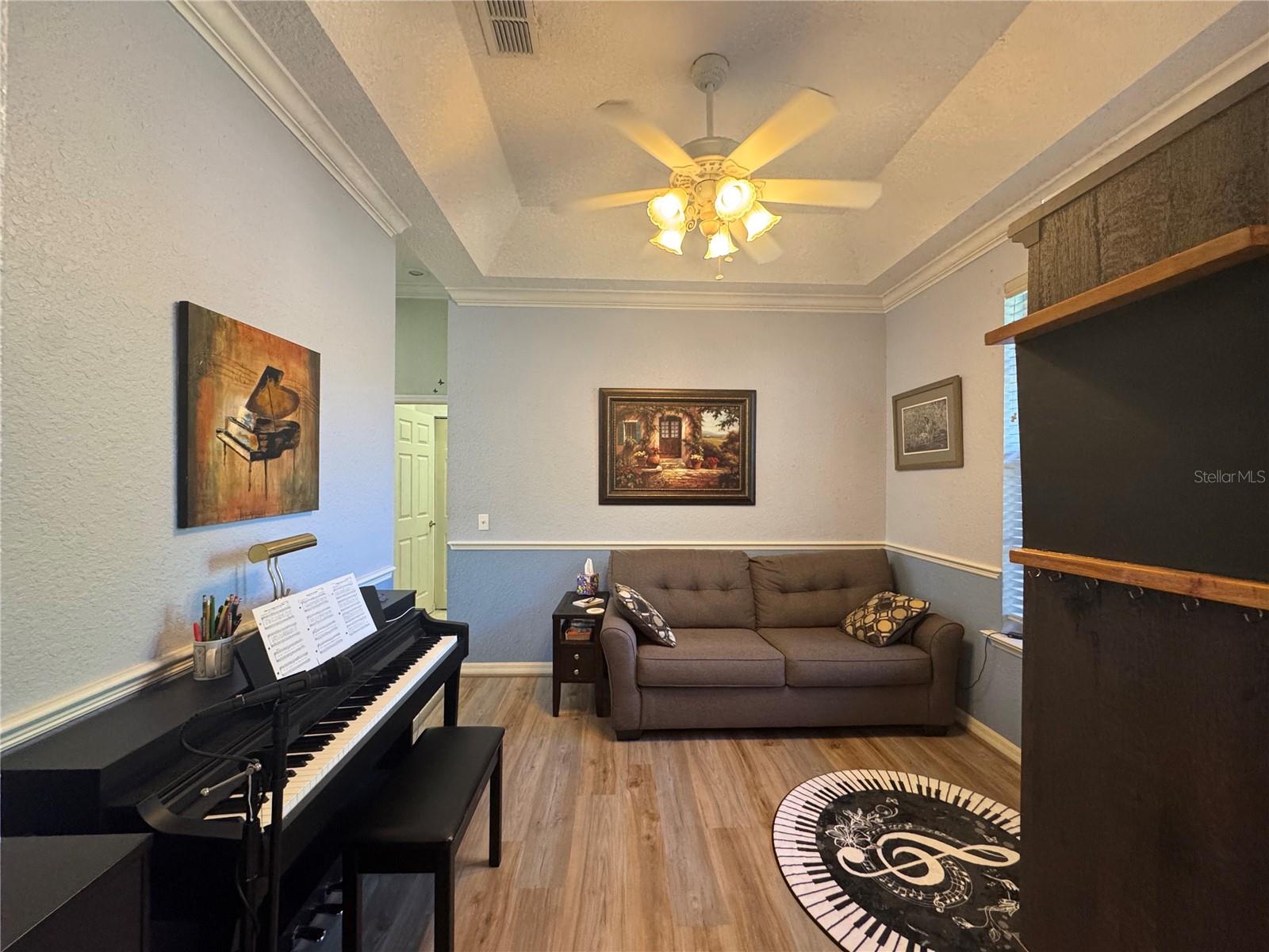 Image 9 of 47 For 226 Hill Court