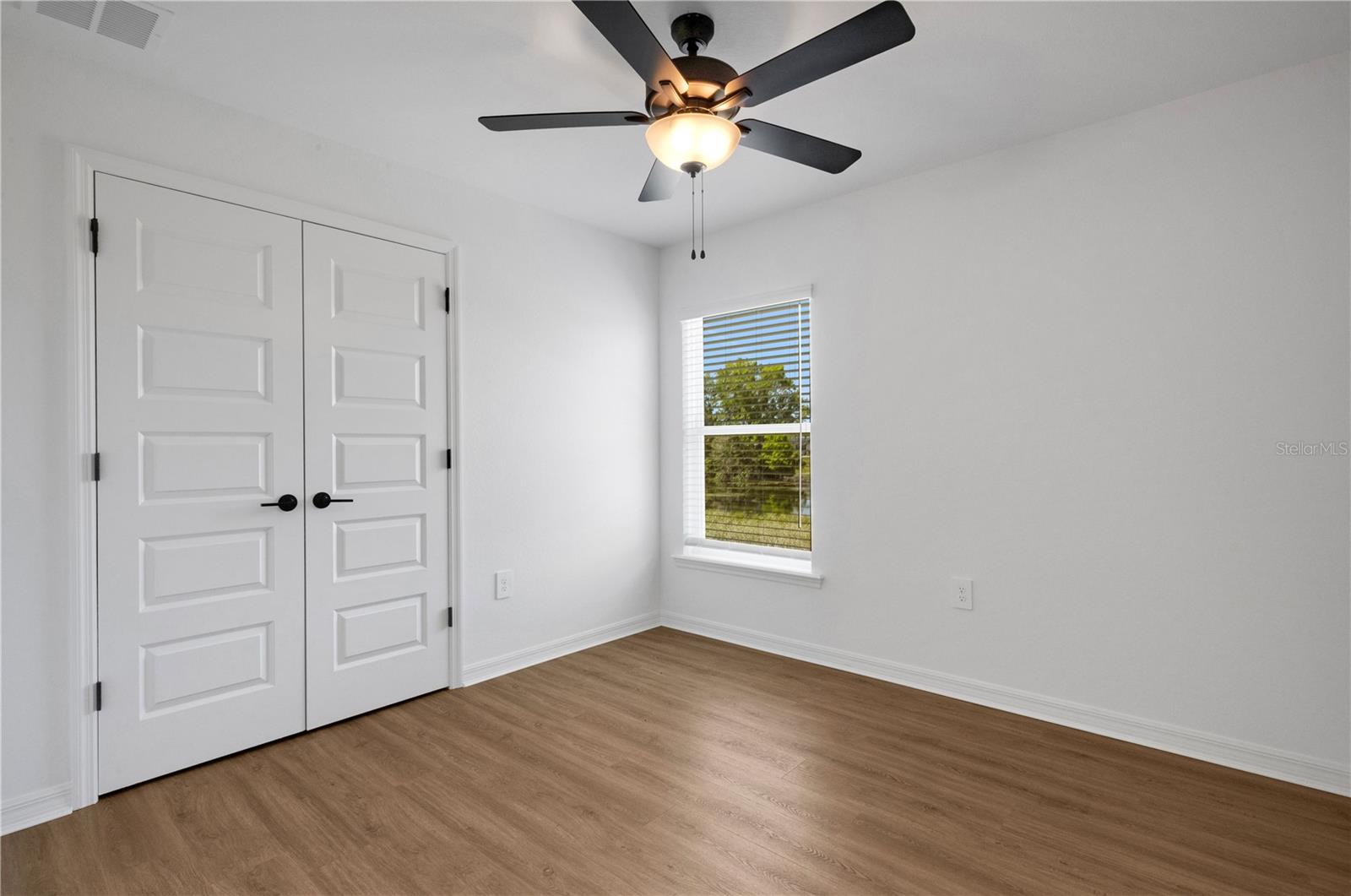 Image 12 of 31 For 1065 - 1067 Captiva Point