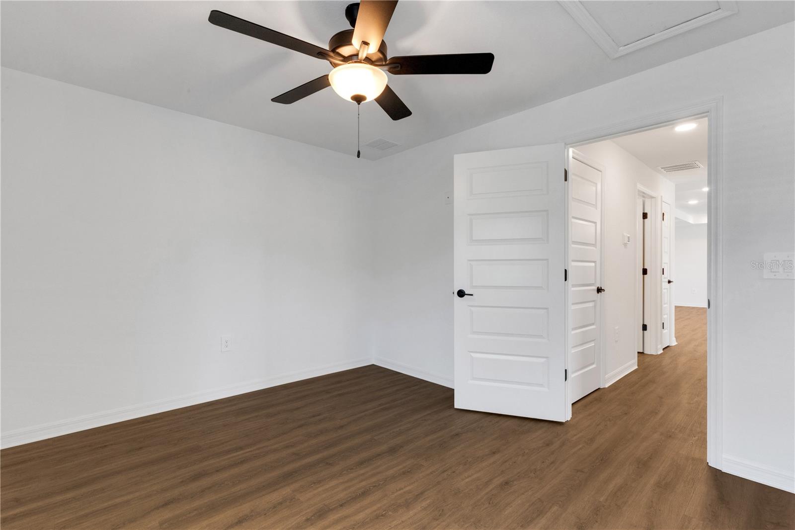 Image 17 of 31 For 1065 - 1067 Captiva Point