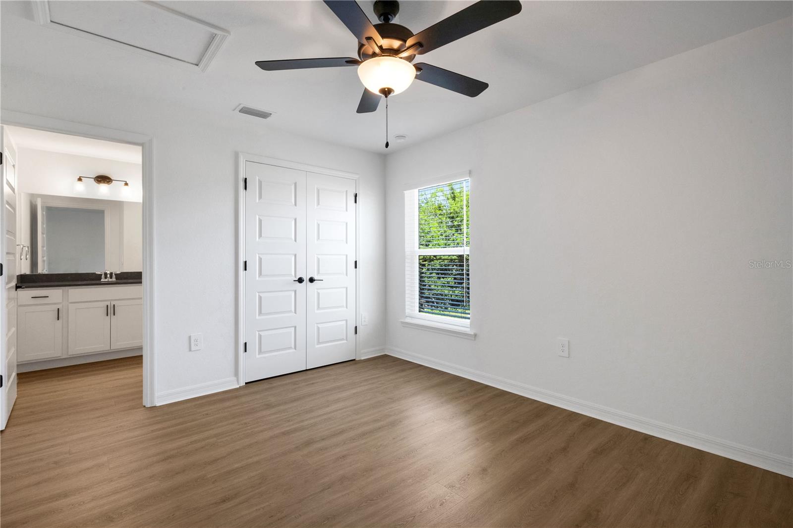 Image 19 of 31 For 1065 - 1067 Captiva Point