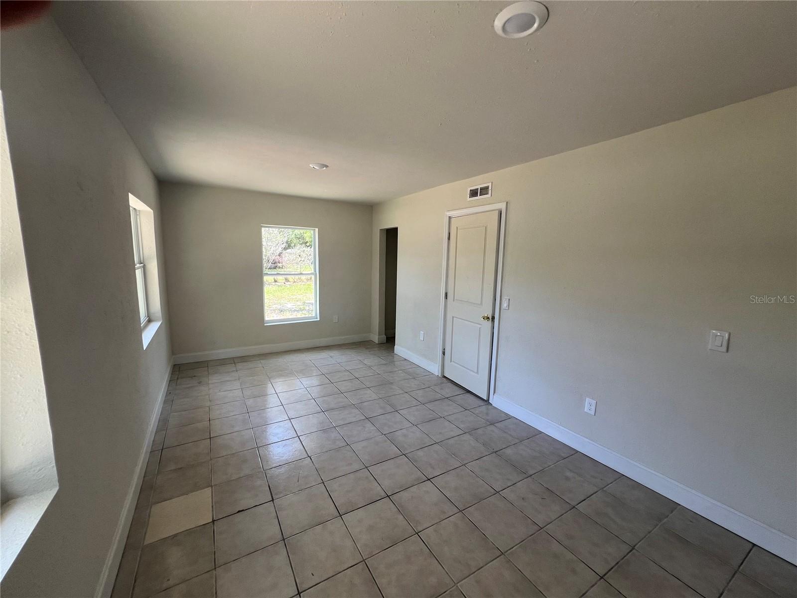 Image 5 of 9 For 213 Herbert Street