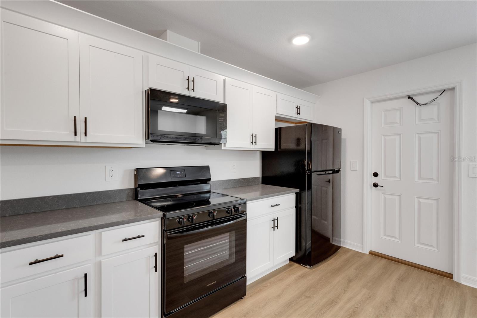 Image 12 of 32 For 902 - 904 Captiva Point