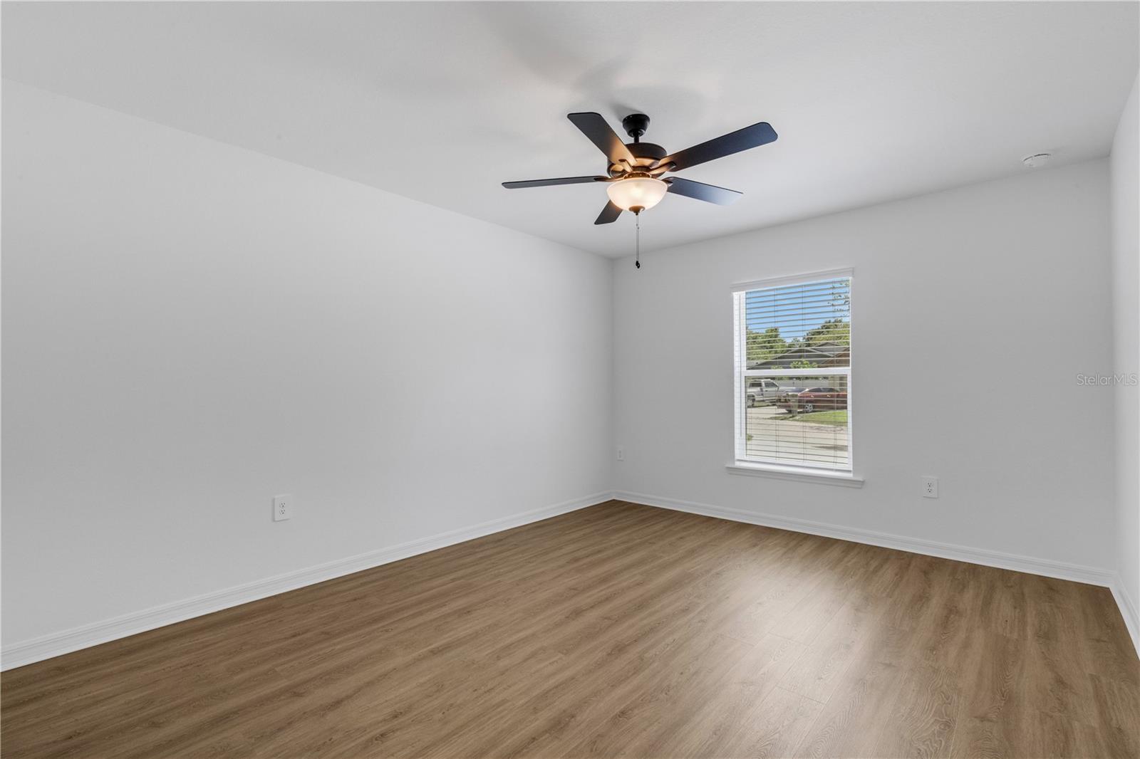 Image 16 of 32 For 902 - 904 Captiva Point