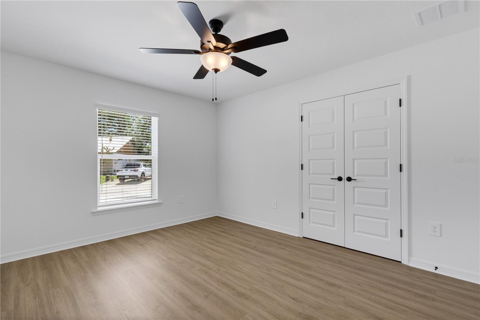 Image 17 of 32 For 902 - 904 Captiva Point