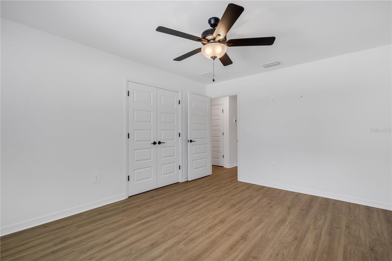 Image 18 of 32 For 902 - 904 Captiva Point