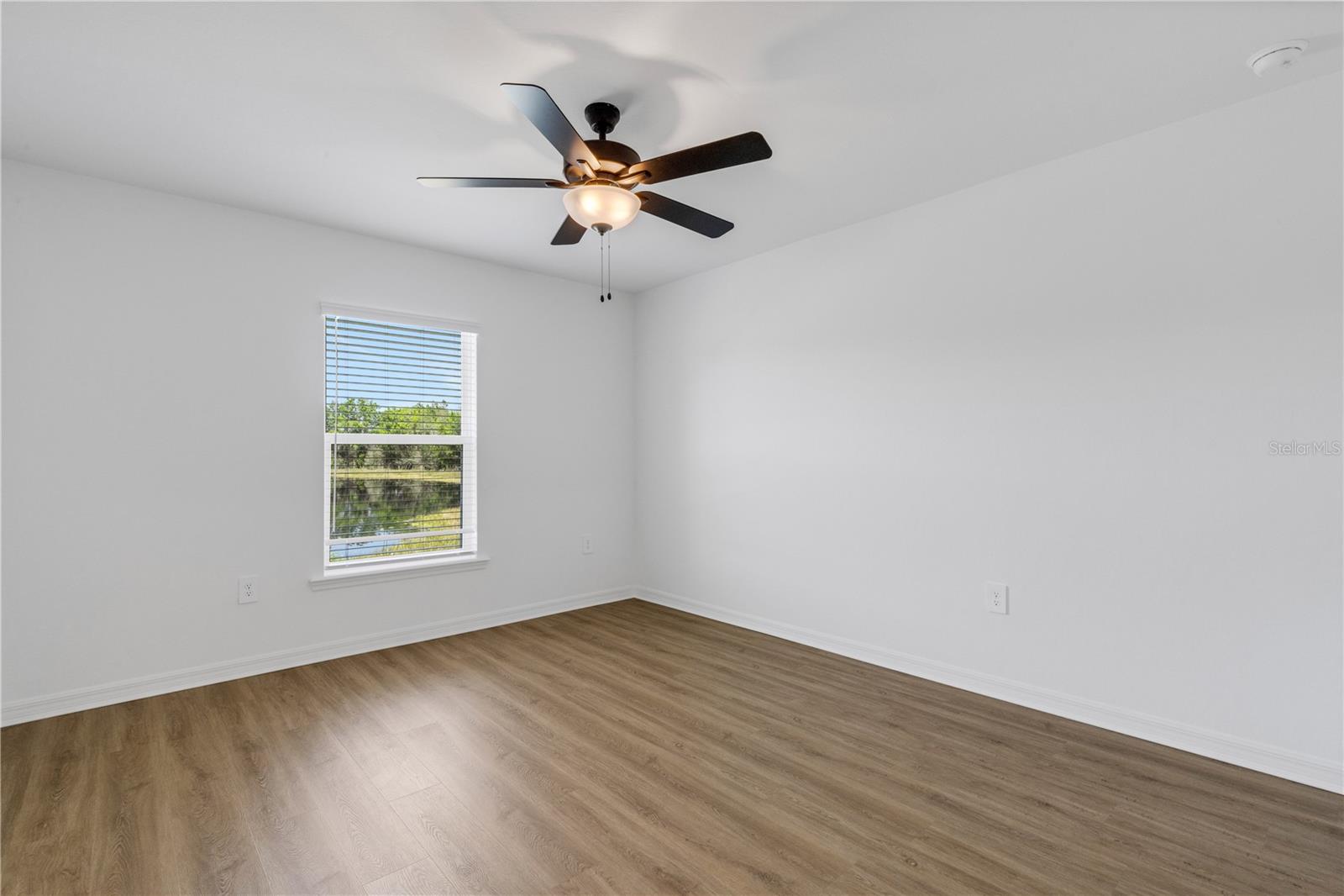 Image 21 of 32 For 902 - 904 Captiva Point