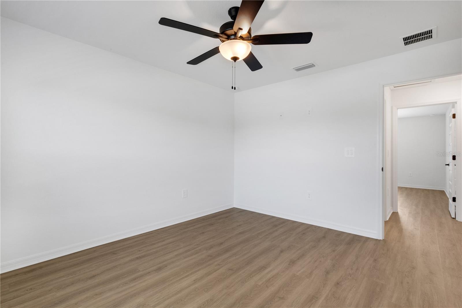 Image 22 of 32 For 902 - 904 Captiva Point