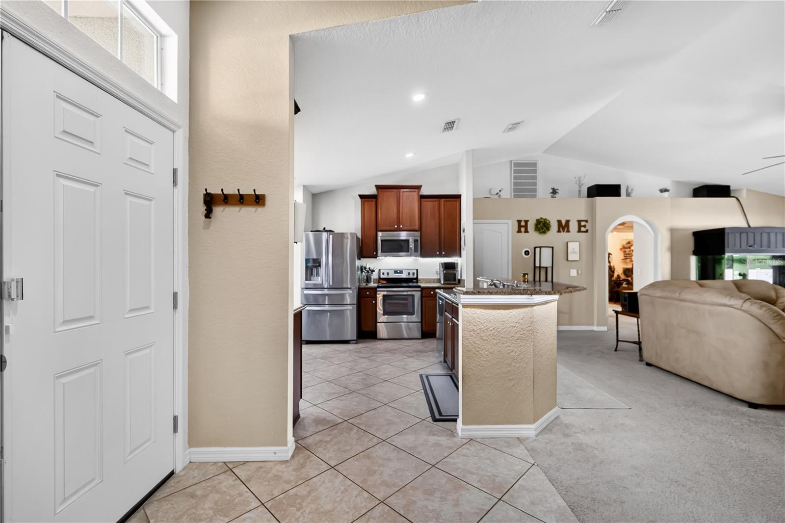 Image 10 of 35 For 4717 Magnolia Preserve Avenue