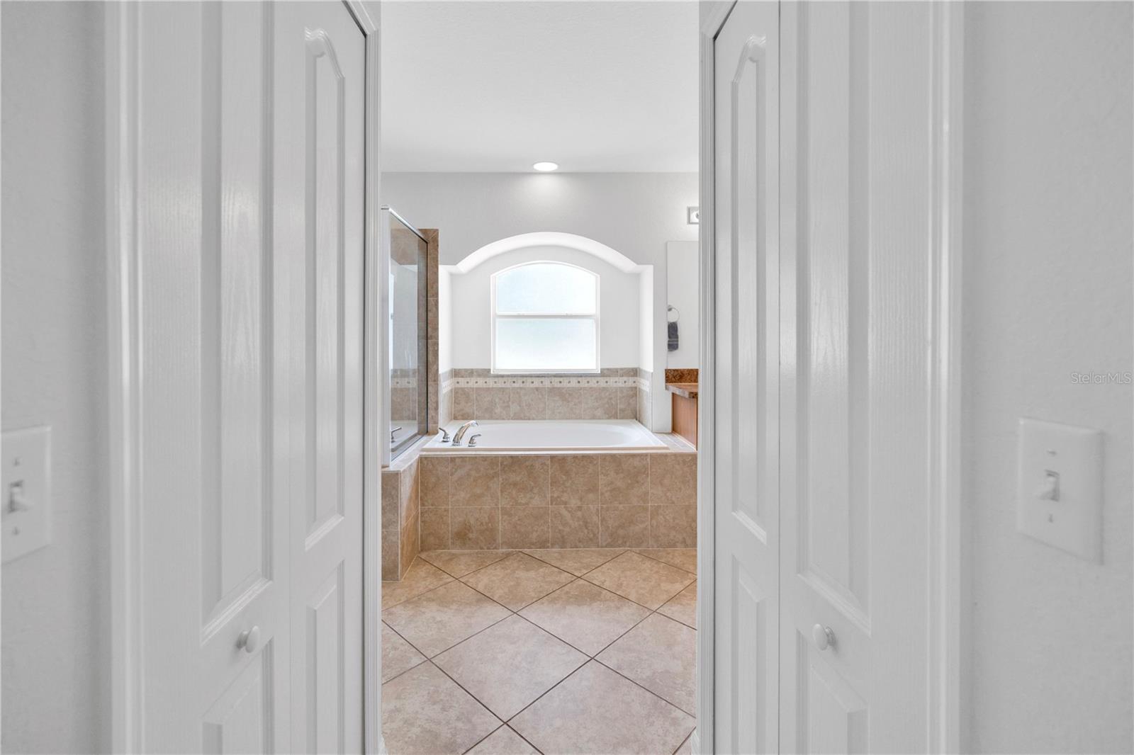 Image 17 of 35 For 4717 Magnolia Preserve Avenue