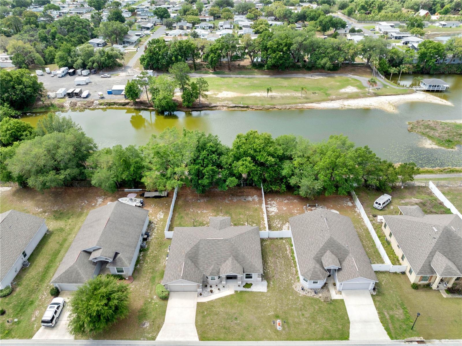 Image 32 of 35 For 4717 Magnolia Preserve Avenue