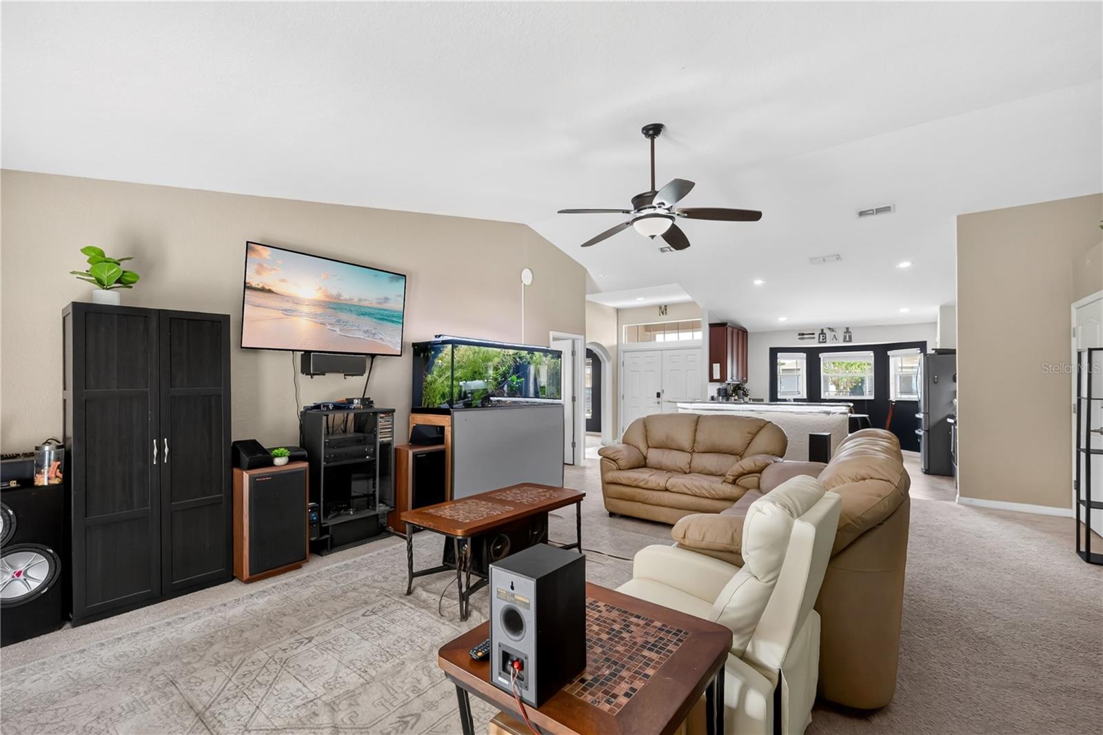 Image 6 of 35 For 4717 Magnolia Preserve Avenue