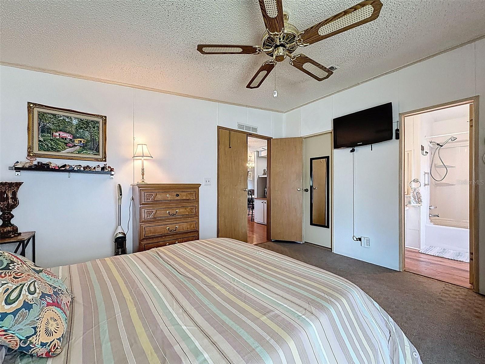 Image 17 of 48 For 1717 Fox Hill Drive