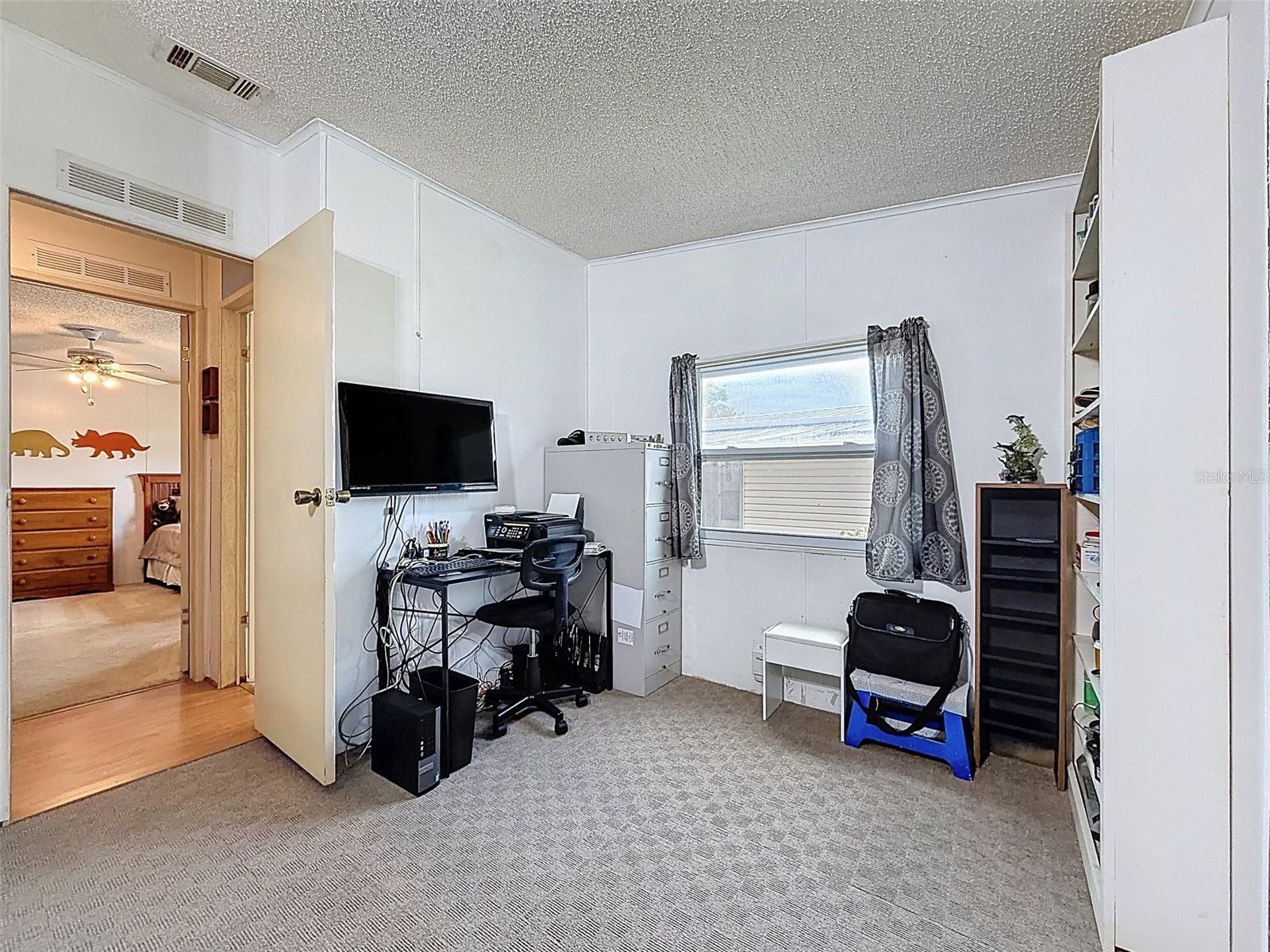 Image 21 of 48 For 1717 Fox Hill Drive