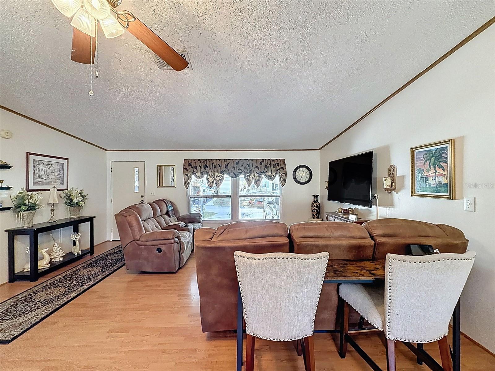 Image 7 of 48 For 1717 Fox Hill Drive