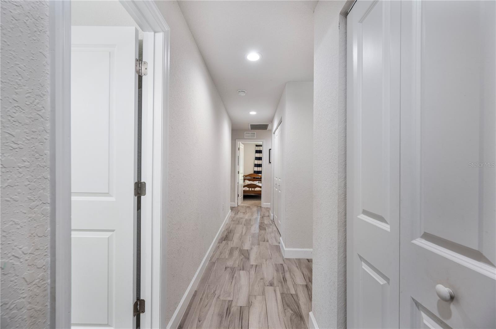 Image 22 of 40 For 1308 Glenford Lane