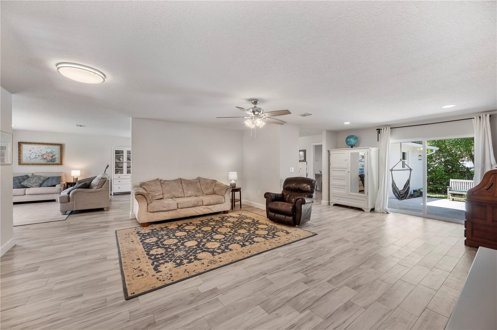 Image 24 of 40 For 1308 Glenford Lane