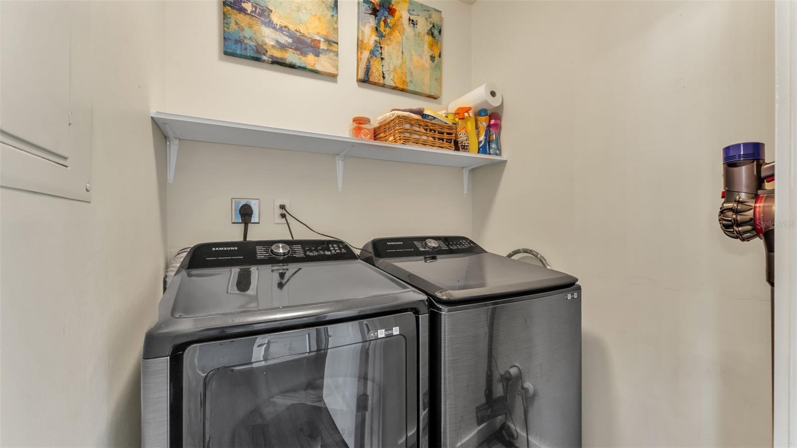 Image 22 of 50 For 125 Kentucky Avenue 501 & 503