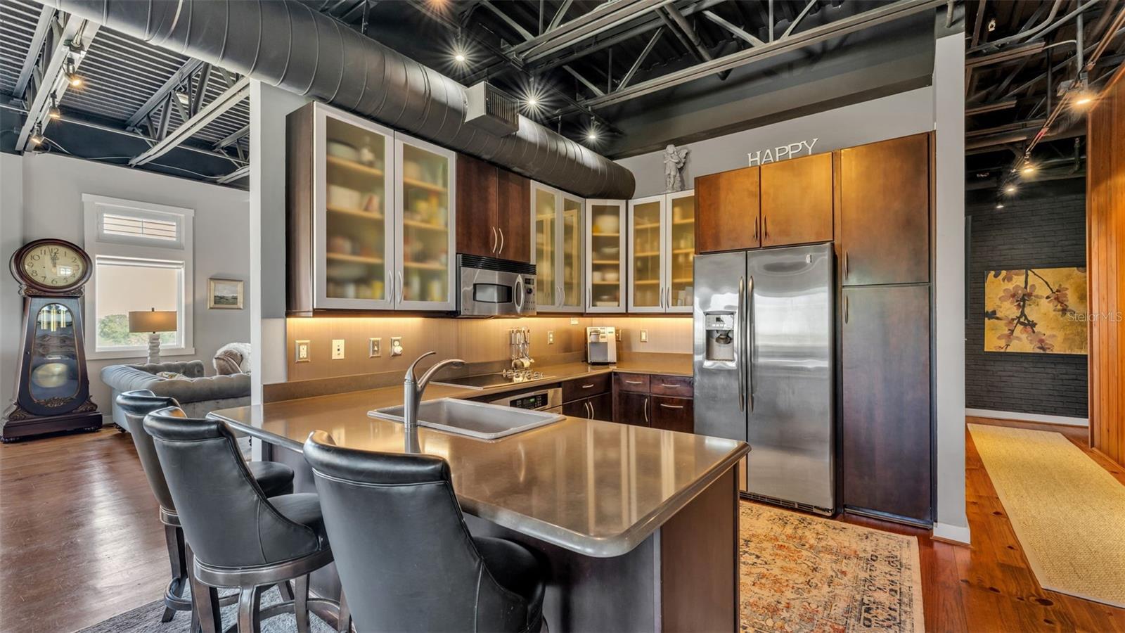 Image 25 of 50 For 125 Kentucky Avenue 501 & 503