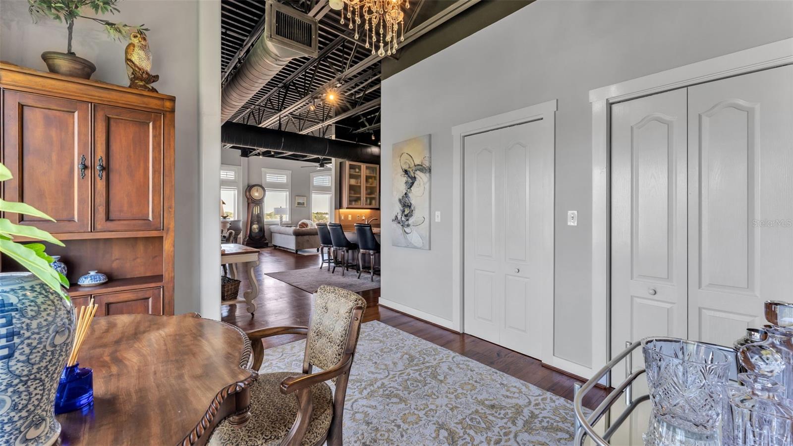 Image 30 of 50 For 125 Kentucky Avenue 501 & 503