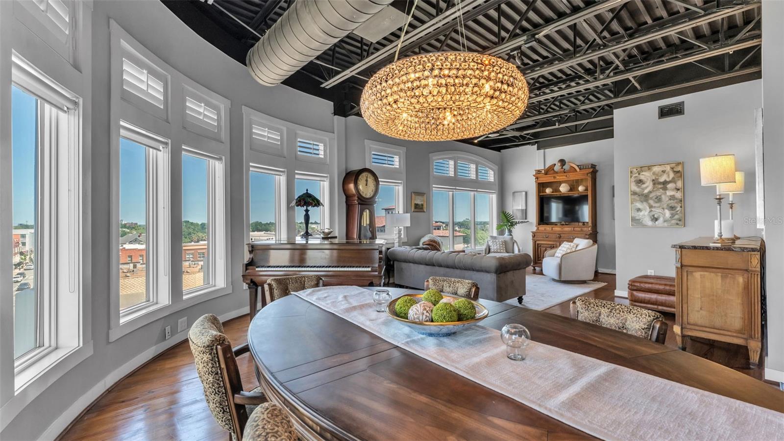 Image 32 of 50 For 125 Kentucky Avenue 501 & 503