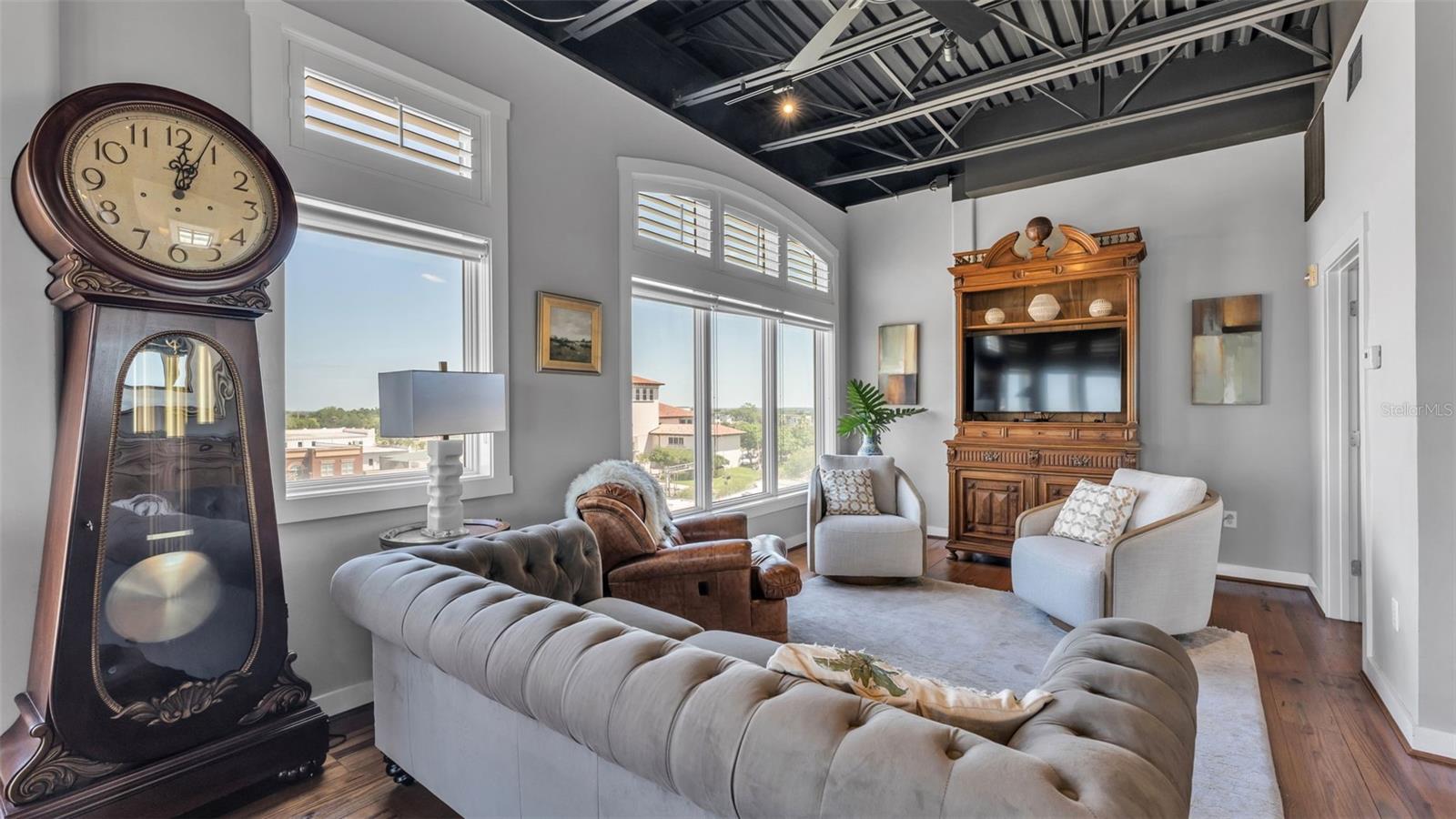 Image 35 of 50 For 125 Kentucky Avenue 501 & 503