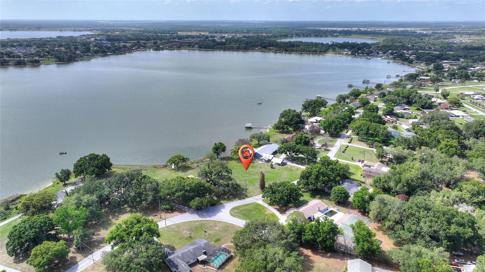 Image 4 of 22 For  Lake Avenue 