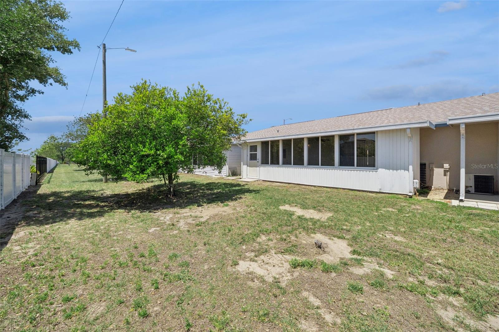 Image 17 of 20 For 283 Winter Ridge Boulevard 283