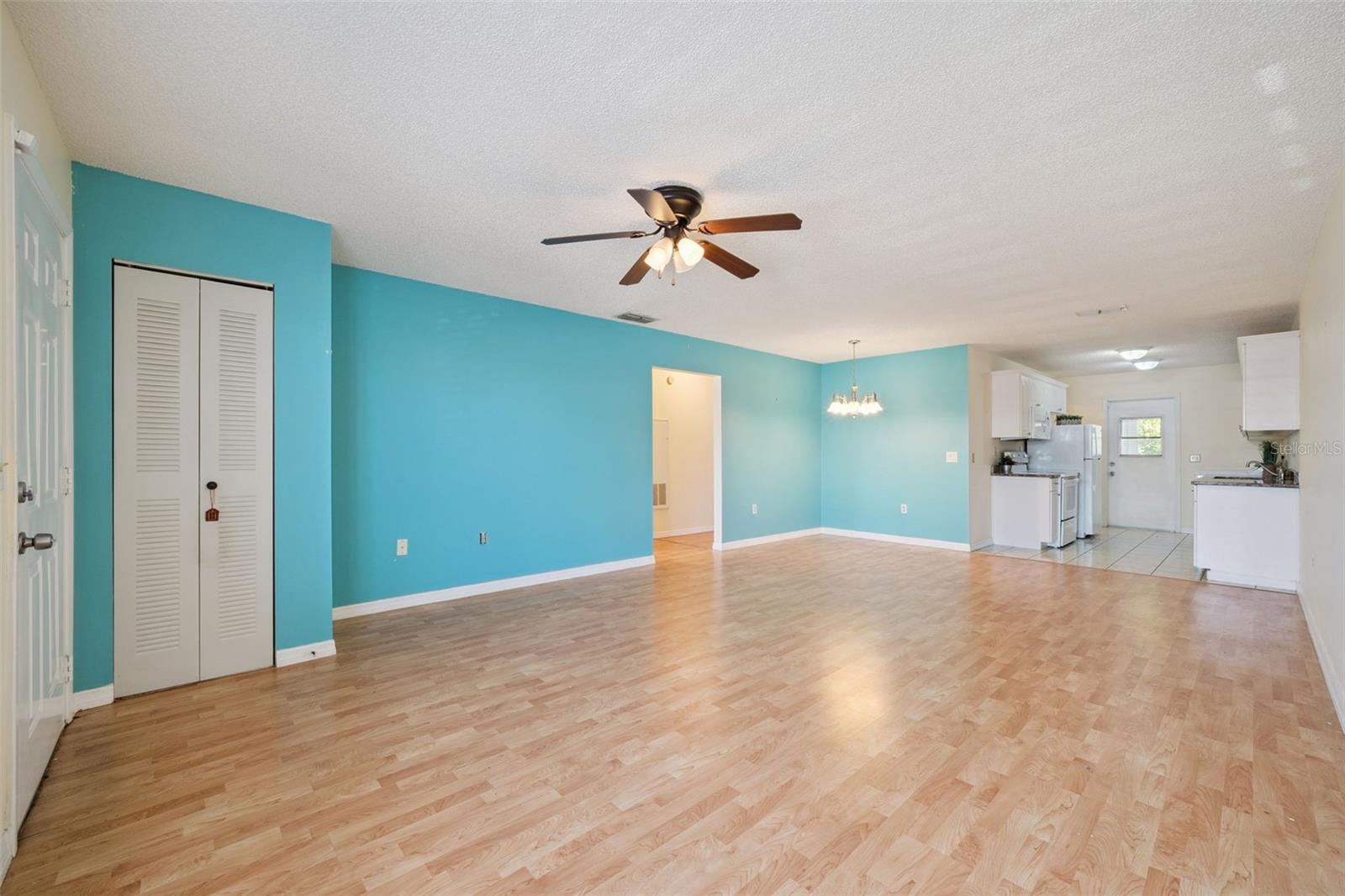 Image 6 of 20 For 283 Winter Ridge Boulevard 283