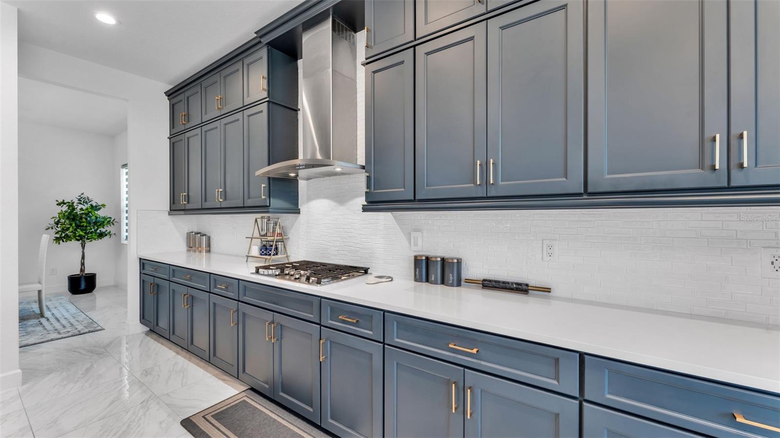 Image 19 of 82 For 3405 Juniper Springs Street