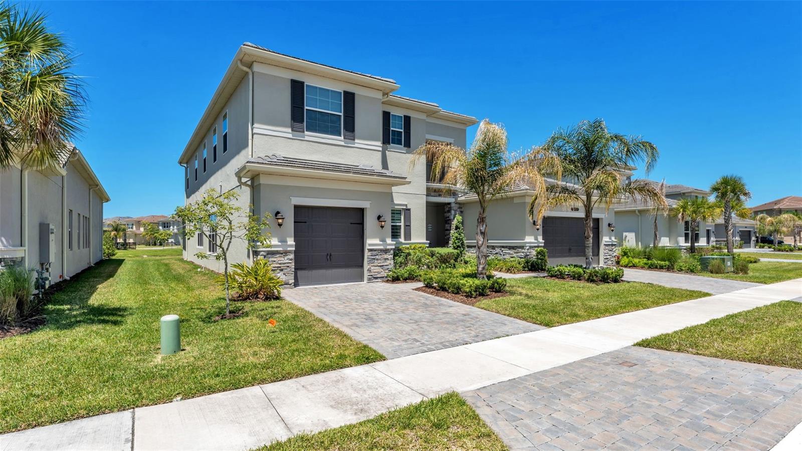 Image 3 of 82 For 3405 Juniper Springs Street