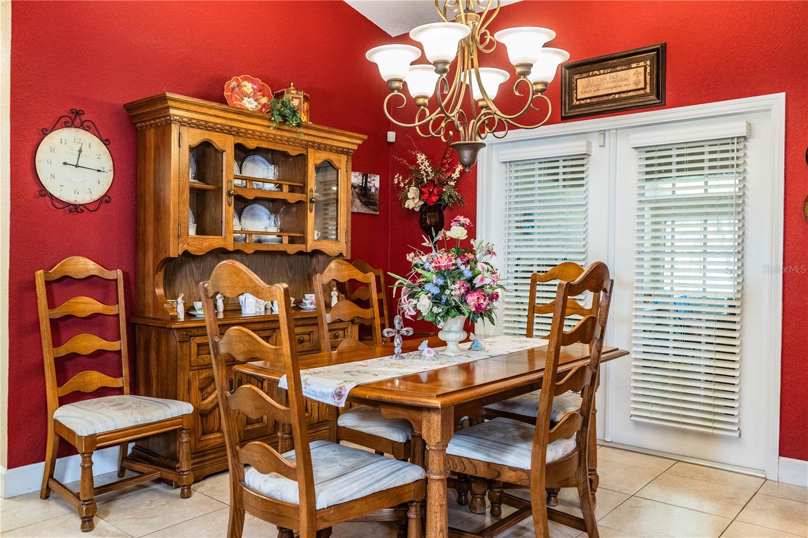 Image 10 of 78 For 303 9th Street Ne